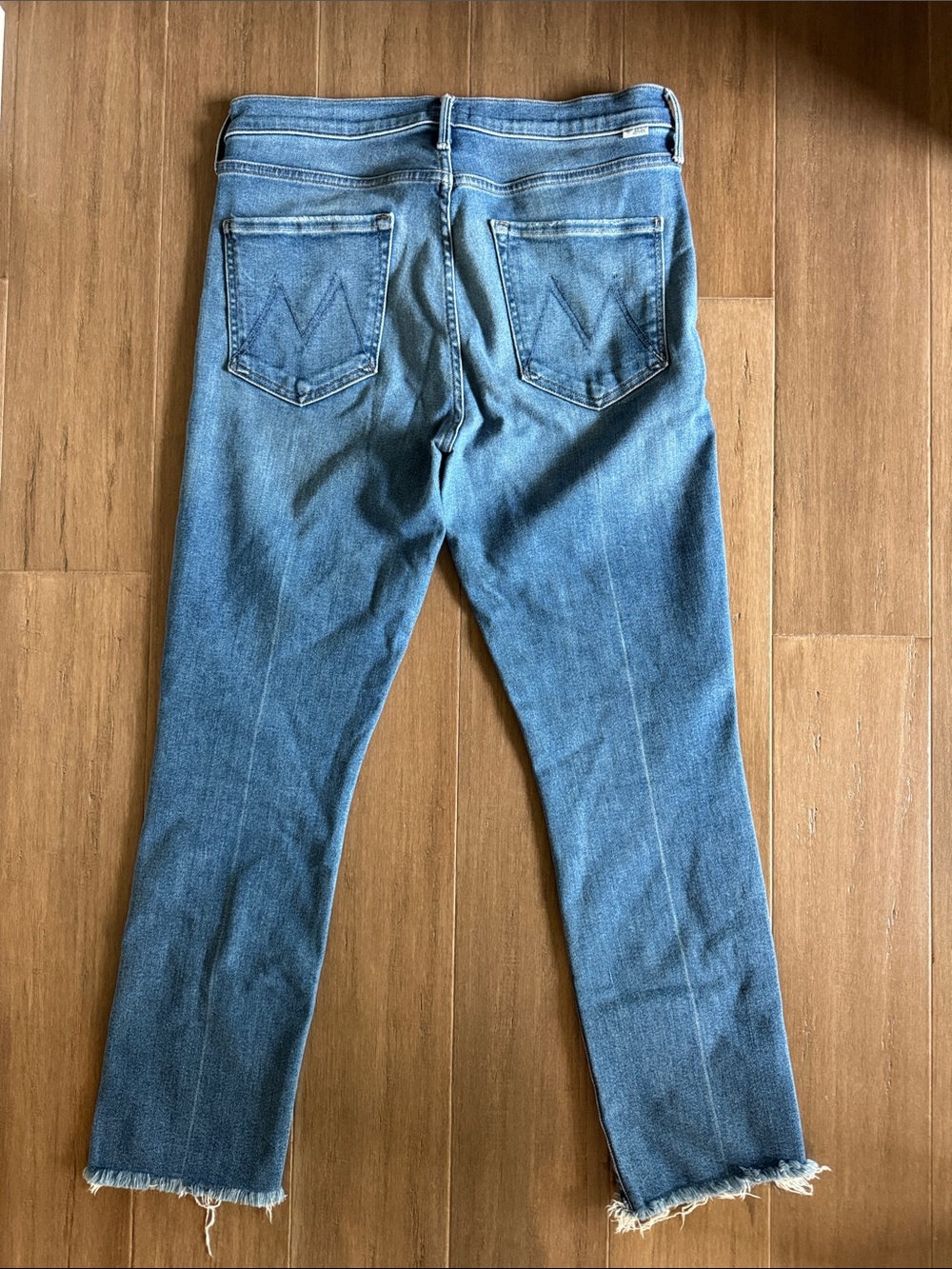 MOTHER The Rascal Ankle Fray Jeans - Picture 3 of 6